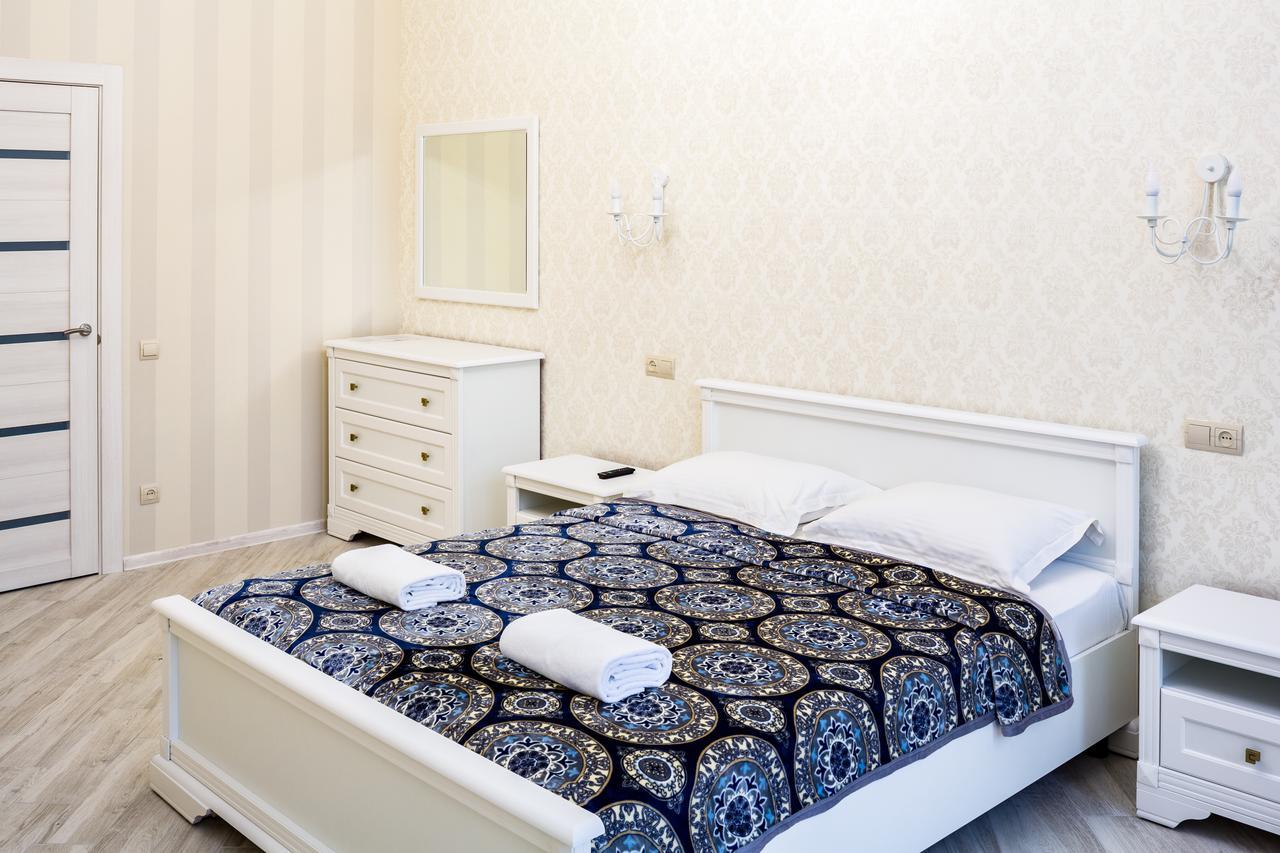 Leogrand Vip Apartments On Udatnogo 4 Lviv Dış mekan fotoğraf